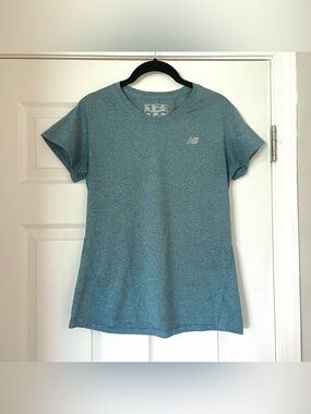 New Balance Short Sleeve Tee, M